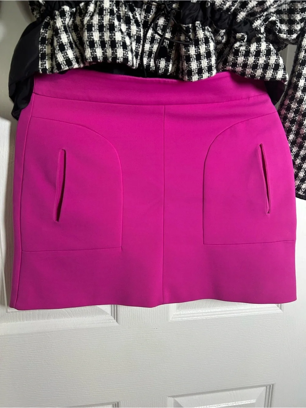 Zara Magenta Mini Skirt with Front Pocket Details